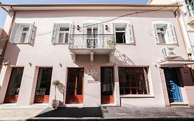 Stylish Studio Apartment - 1 House